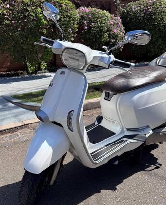 LAMBRETTA V200 SPECIAL 